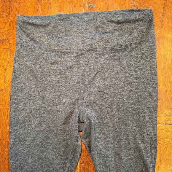 Free People Movement Cutout Halo Leggings in Dark Gray Size L - Picture 11 of 11